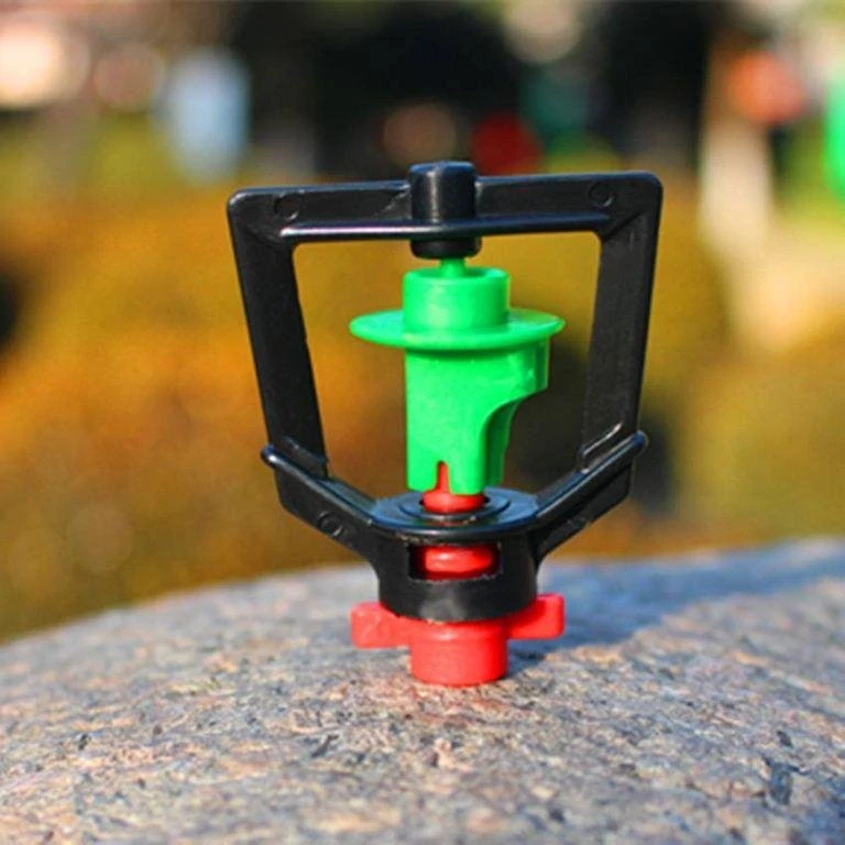 Mini rotācijas sprinkleru apūdeņošana